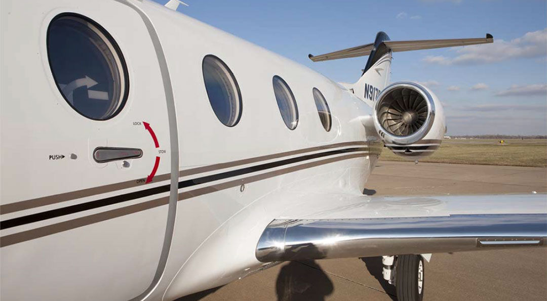 2004 HAWKER 400XP For Sale